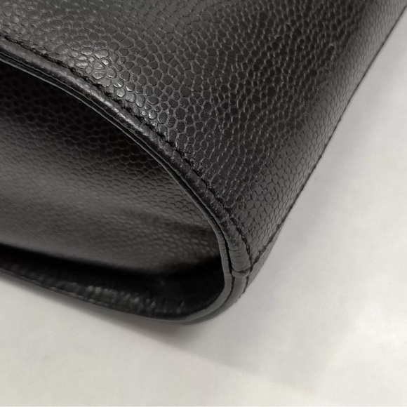 Authentic Givenchy Leather Bag - Preowned - Picture 5 of 10